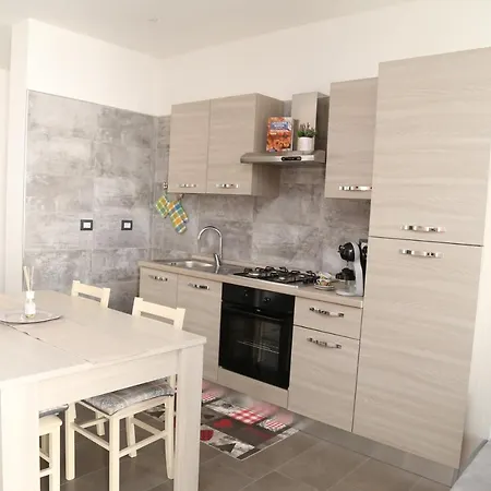 アパート Al Civico 5 - Mondern & Suite! Decimomannu