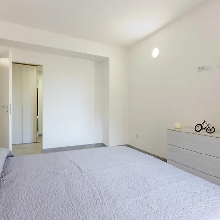 Al Civico 5 - Mondern & Suite! Lejlighed Decimomannu