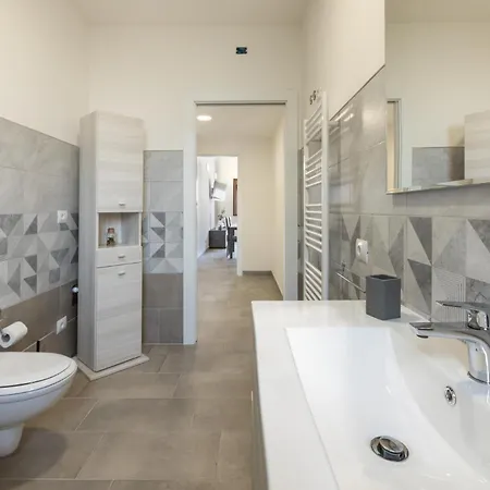 Al Civico 5 - Mondern & Suite!